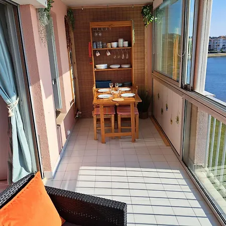 Amoureva B35, T2 Vue Mer, Parking, Piscine, Clim